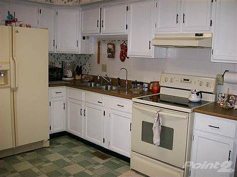 4th image of 3598 Niagara Dr