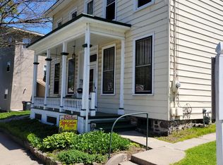 107 Greenwich St #1, Belvidere, NJ 07823