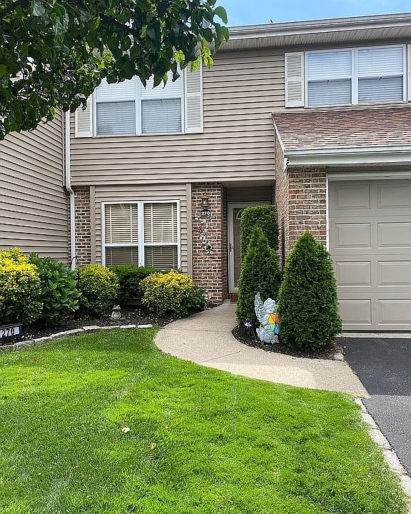 1st image of 270 Pond View Ln