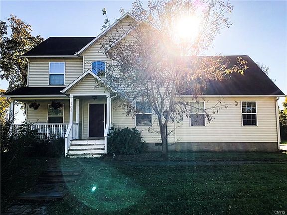 2nd image of 1025 Meadowbrook Dr
