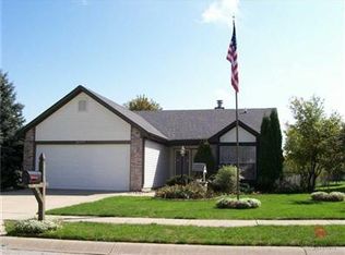 6803 Devinney Ln, Indianapolis, IN 46221