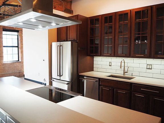 2nd image of 6533 E Jefferson Ave APT 217