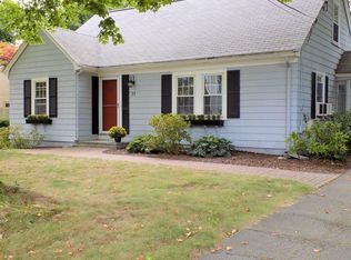 71 Pilgrim Rd, Needham, MA 02492