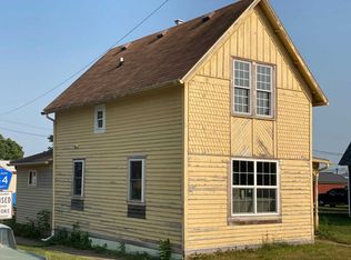 218 Maple St N, Mabel, MN 55954