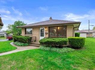 8305 W Ohio Ave, Milwaukee, WI 53219