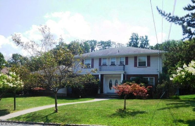 1st image of 24 Cunningham Dr