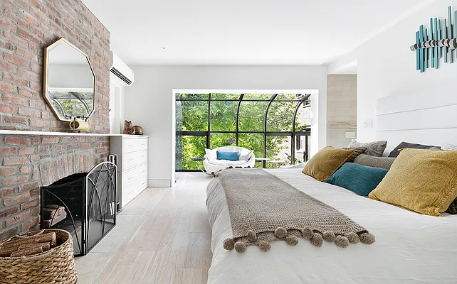 Rented by Douglas Elliman | media 39