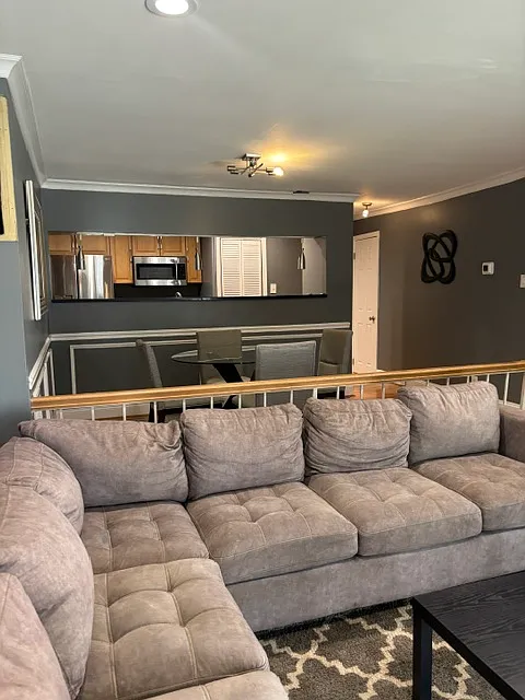 2 bed, 2.5 bath, 1100 sqft, $2,700 — Photo 1