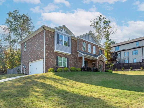 3rd image of 8000 Enclave Way