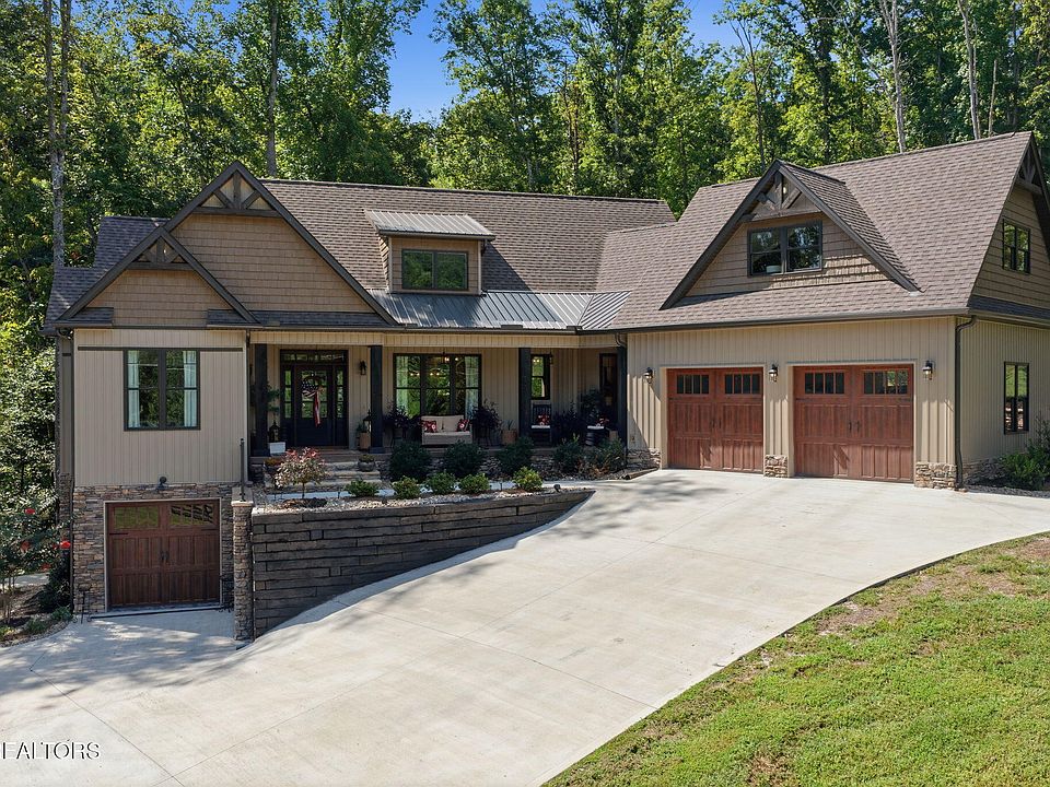 1st image of 504 Pumpkin Hollow Rd
