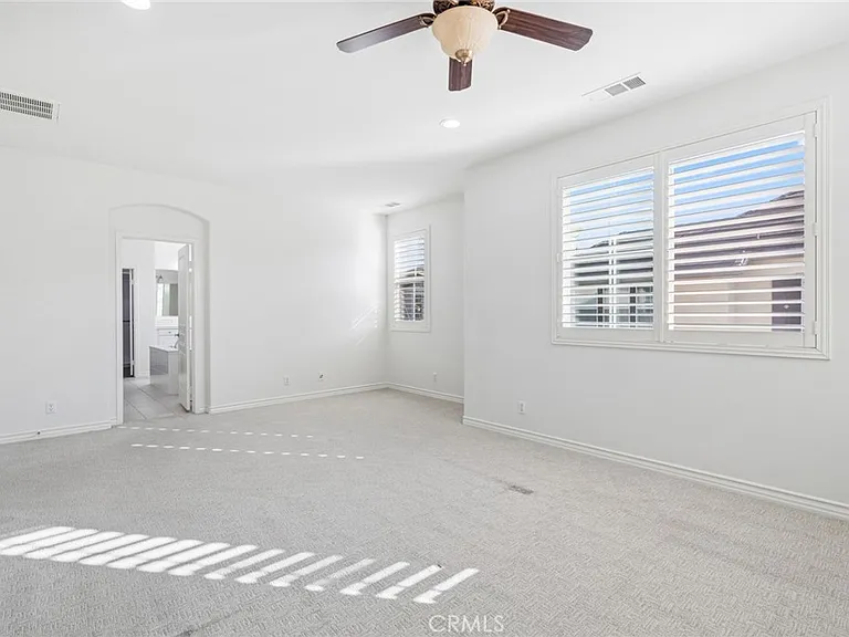 27 Daphne — Photo 23