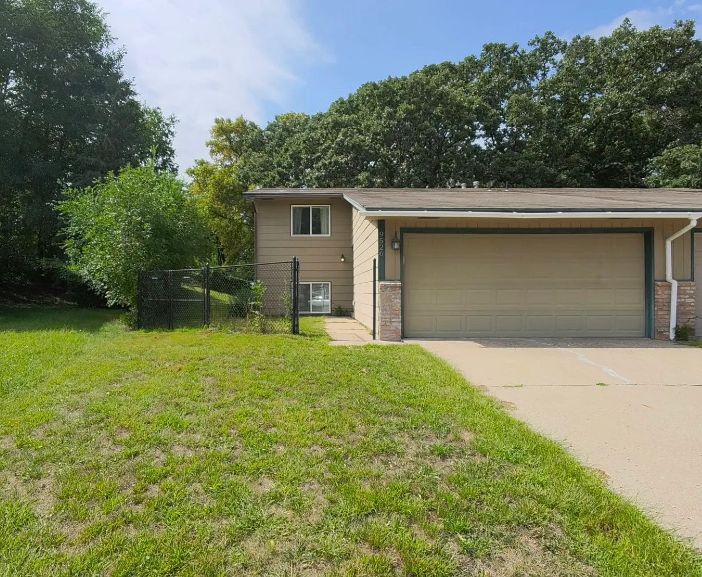 4 bed, 1680 sqft, $2,600 — Photo 1