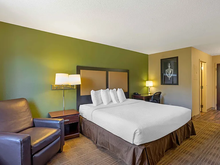 Studio Suite - 1 King Bed