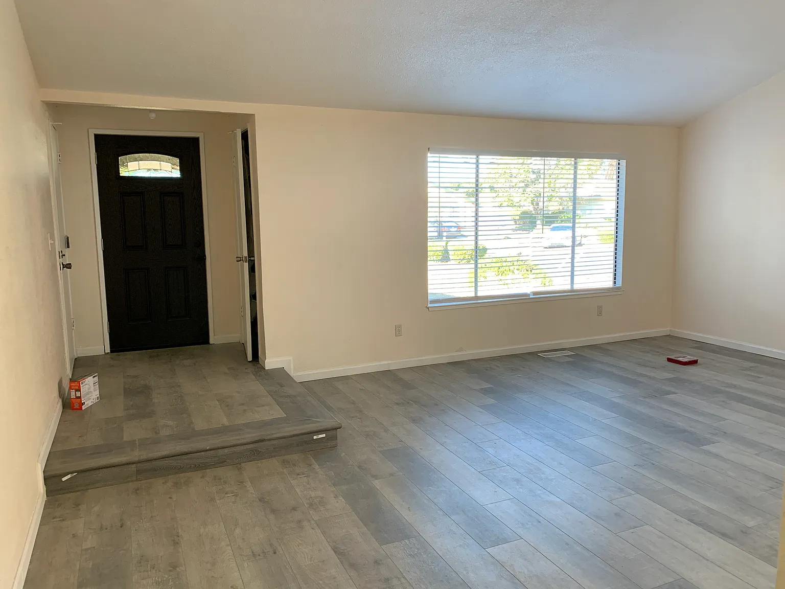 3 bed, 1482 sqft, $3,100 — Photo 2