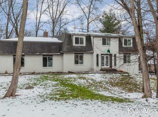 1570 Tammarron Ave SE, Grand Rapids, MI