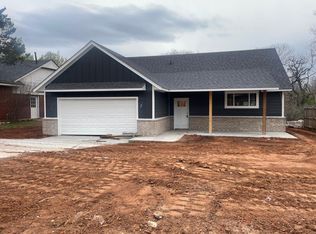 1723 Edgewood Dr, Edmond, OK 73013