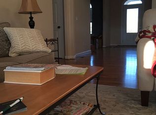 624 Planters Ct, Virginia Beach, VA 23457