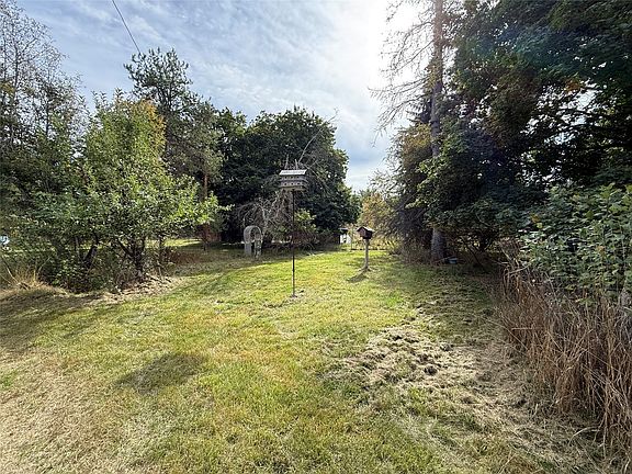4th image of 276 Dolphin Way