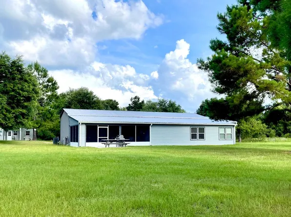 4809 Suwannee Valley Rd NW, Wellborn, FL 32094