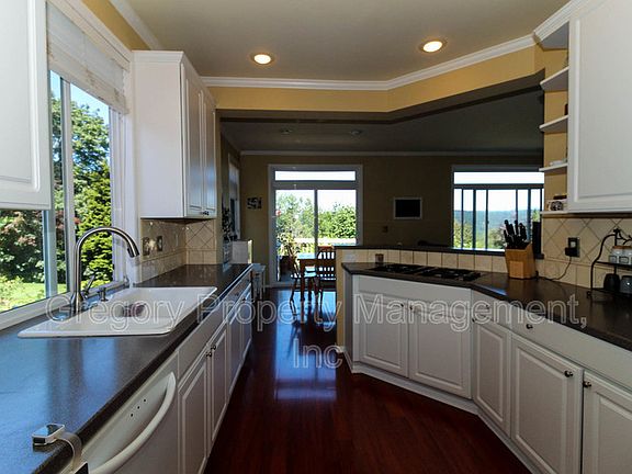 5th image of 15522 129th Ave NE