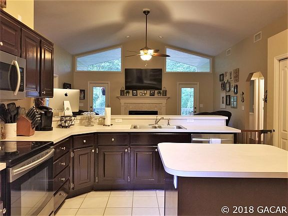 2nd image of 929 NW 113th Ter