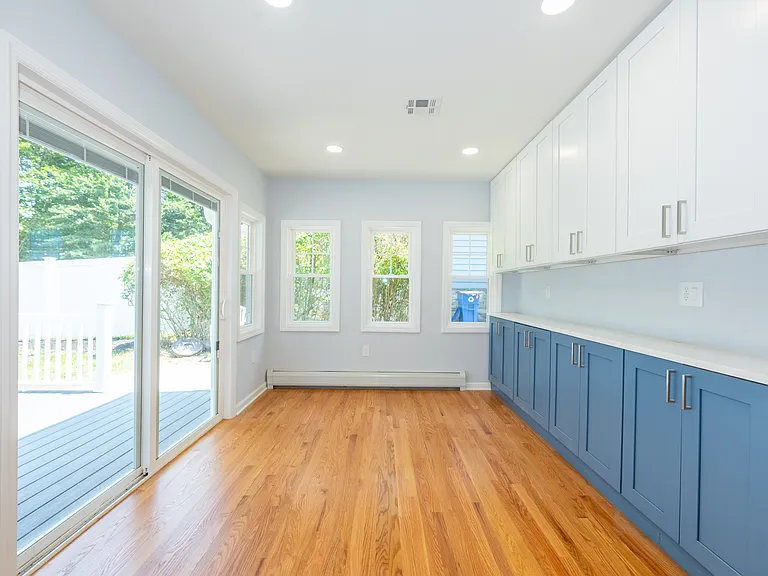 47 Pleasant Ave — Photo 8