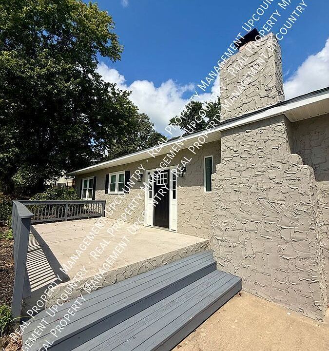 1st image of 2822 Carolina Country Club Rd