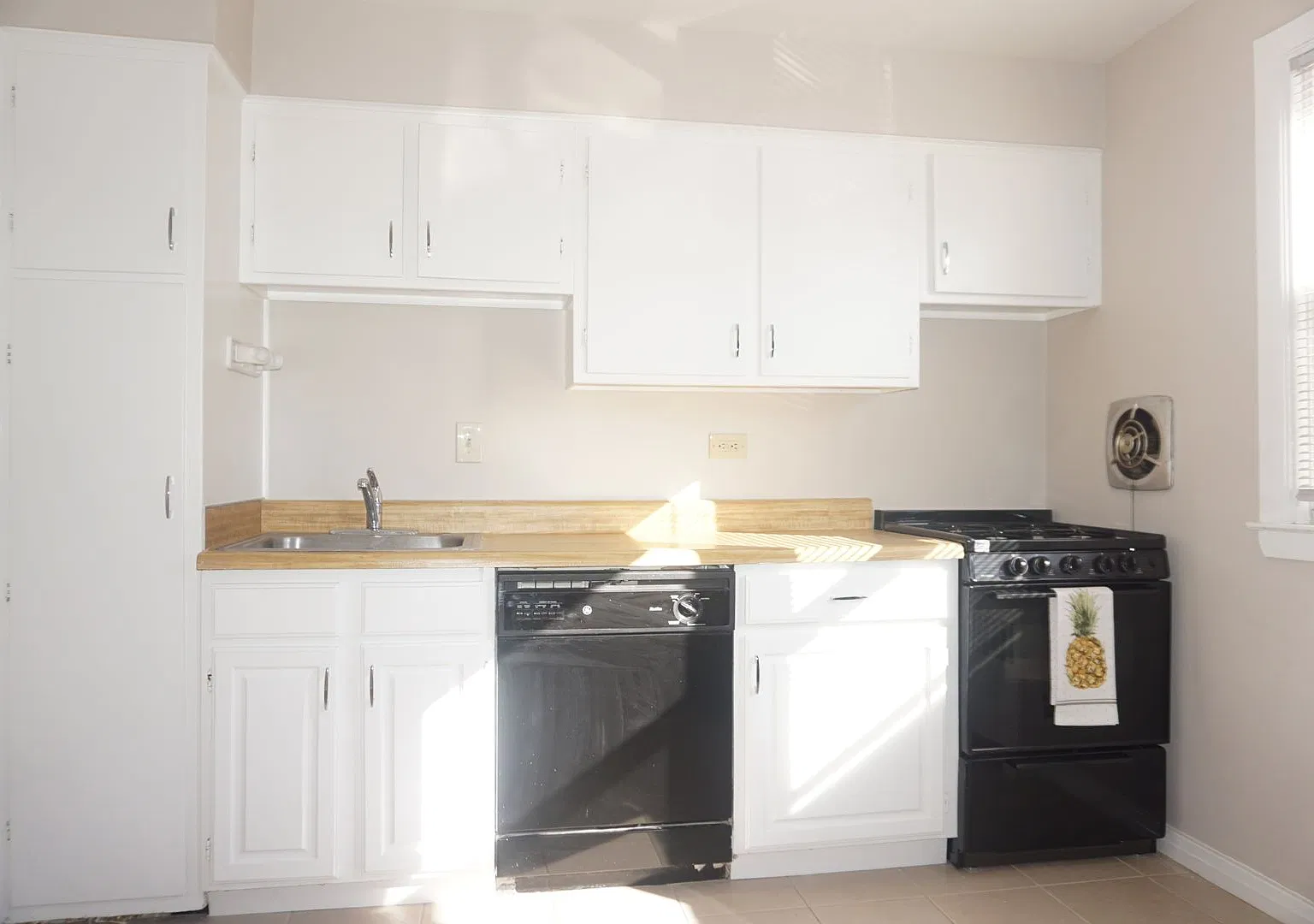 The Darby Apartments — Photo 4