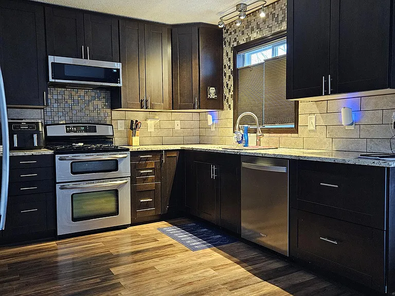 10910 Dalton Ave NE — Photo 22