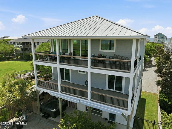 2nd image of 1207 S Topsail Drive