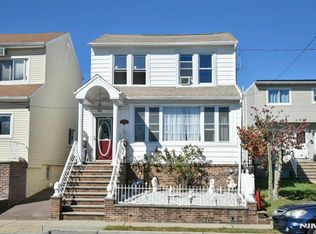 731 4th St, Secaucus, NJ 07094