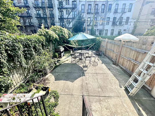 Rented by Garfield Realty  | media 27