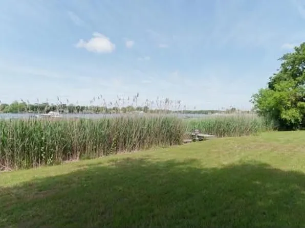 410 Robin Rd, Portsmouth, VA 23701