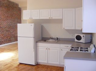 813 W Broad St, Richmond, VA 23220