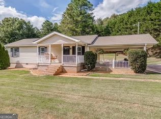 421 Wax Rd SE, Silver Creek, GA 30173