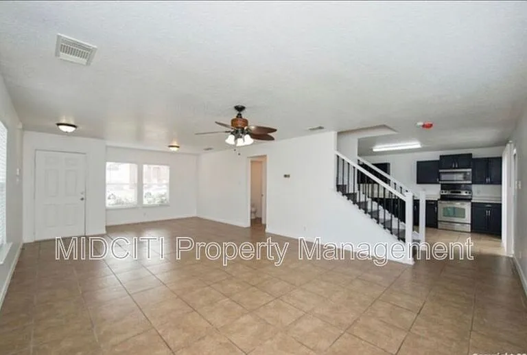 9739 Chelsea Cir — Photo 12