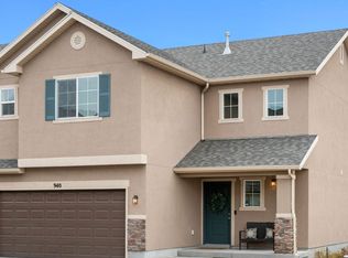 940 W Stonehaven Dr, North Salt Lake, UT 84054