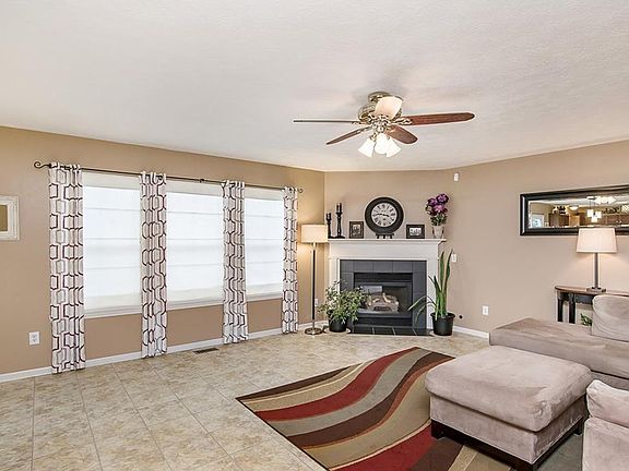 5th image of 6525 Hyde Park Dr