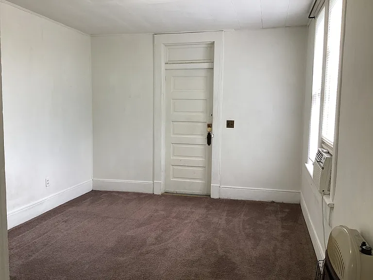 4101 Alabama Ave — Photo 2