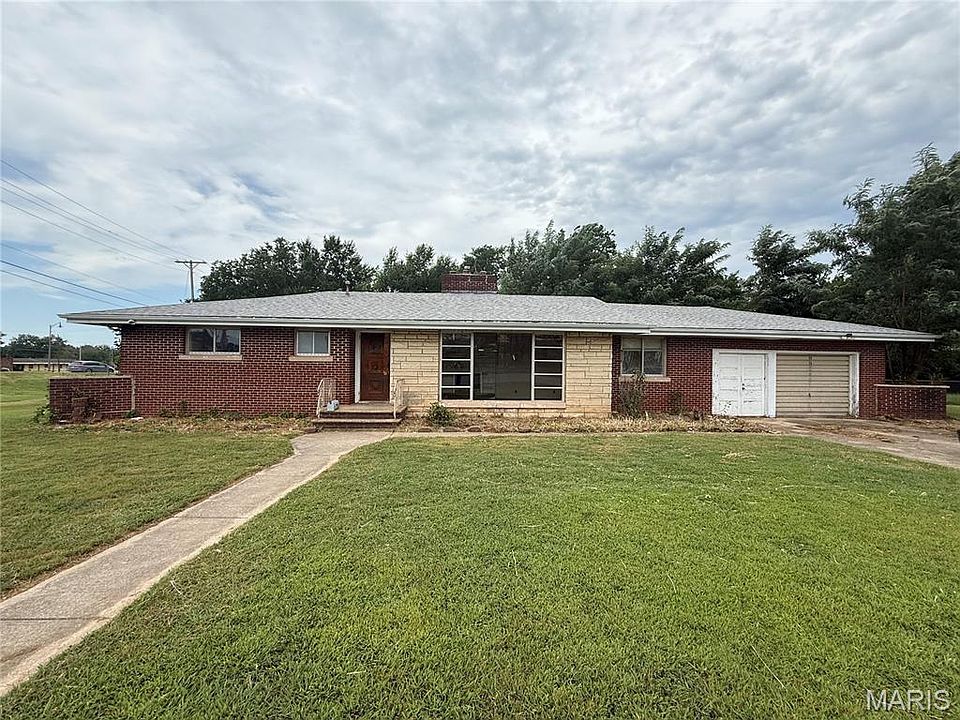 1st image of 168 Crescent Dr