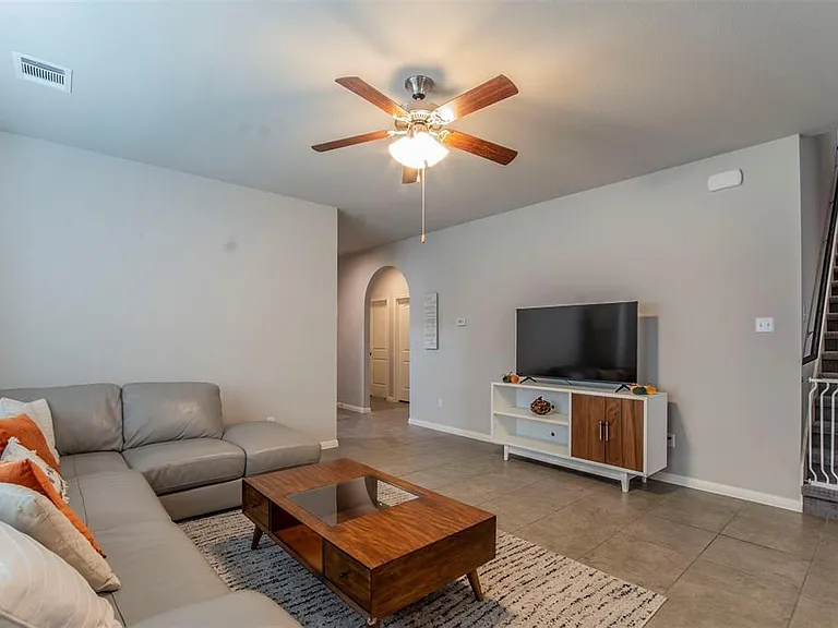 352 S Brook Dr — Photo 10