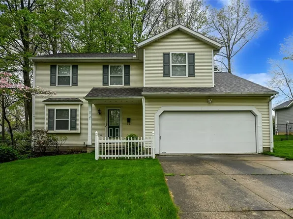 3721 Seneca St, Stow, OH 44224