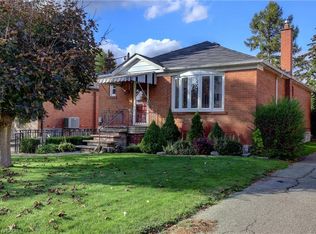 56 Cynthia Rd, Toronto, ON M6N2P9