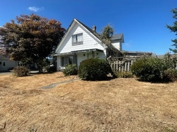 1207 Duryea Street, Raymond, WA 98577