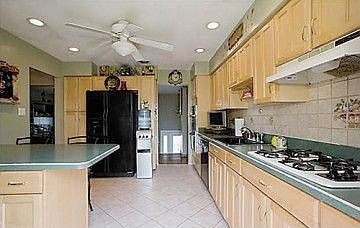 1st image of 17 Mitchell Dr