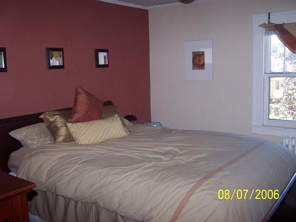 3rd image of 1146 Veto St NW