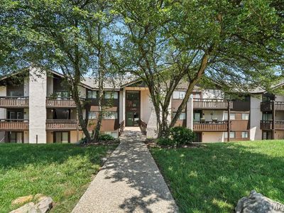 1400 Heritage Lndg APT 202, Saint Charles, MO, 63303