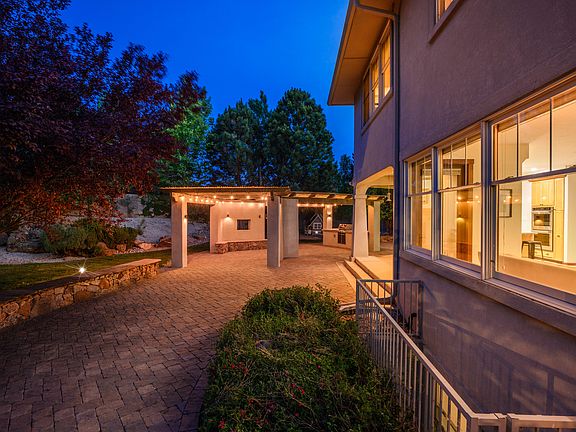 5th image of 12214 Camelot Pl NE