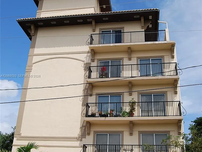 909 SW 15th Ave #1 — Photo 23