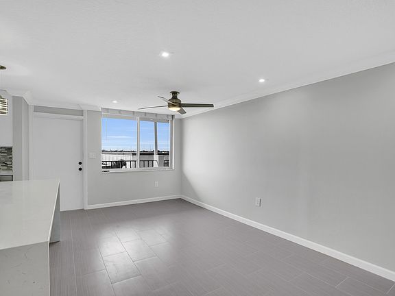 4th image of 108 Paradise Harbour Blvd APT 504
